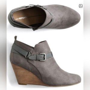 Report Greco Wedge Ankle Bootie In Grey Size 9